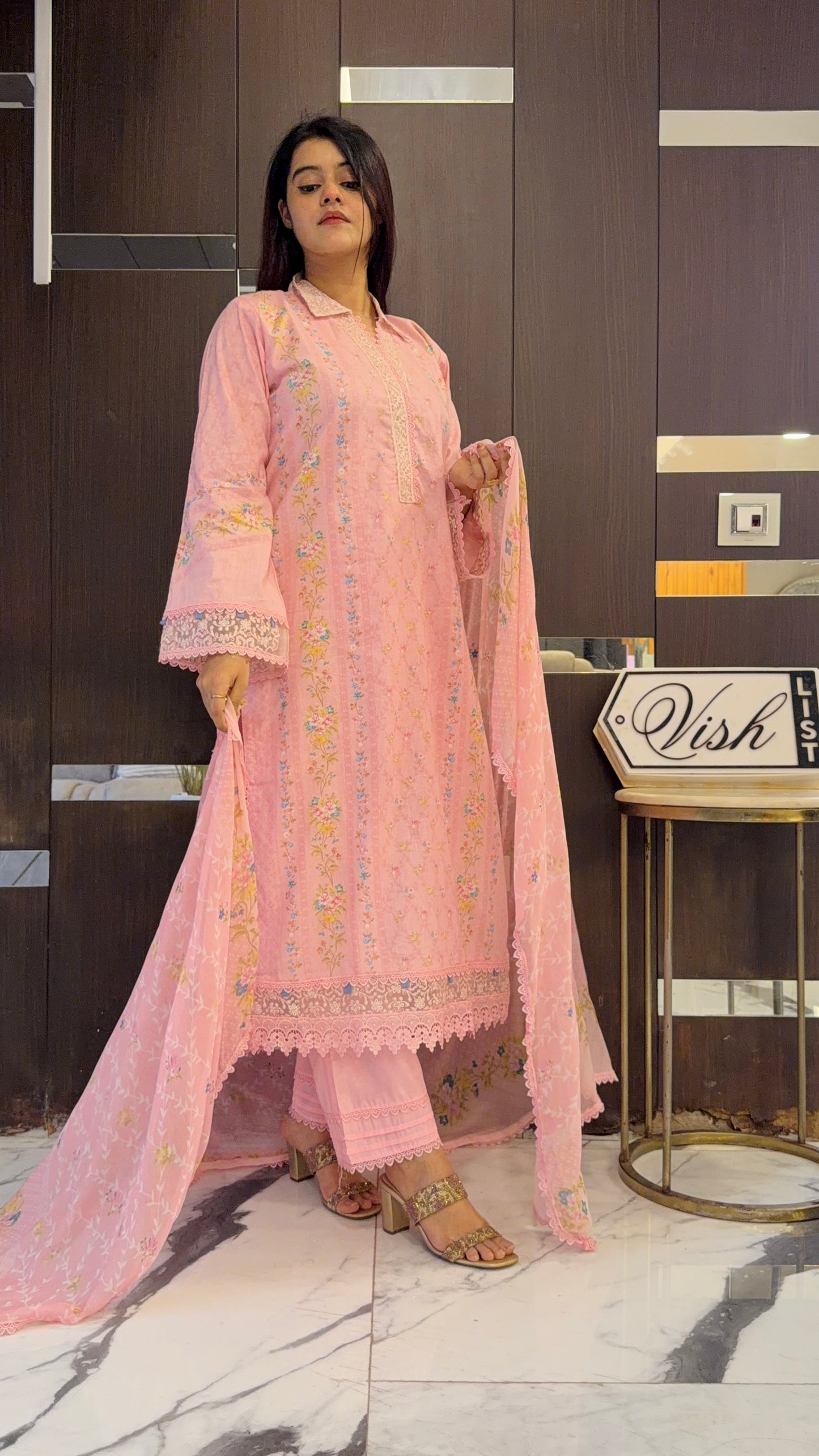 Raha Pakistani Lawn Set 14