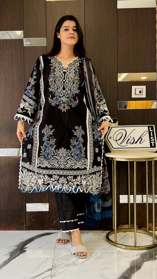 Hania Pakistani Luxe Lawn Set 03