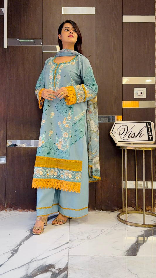 Dananeer Pakistani Luxe Lawn Set 04