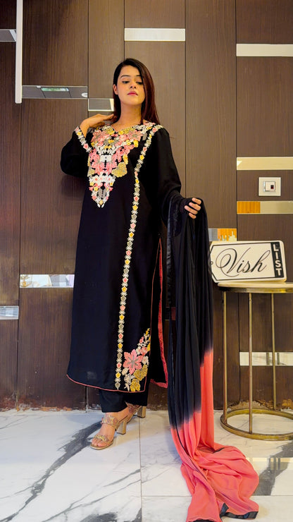 Ghazal Kashmiri Pakistani Suit 01